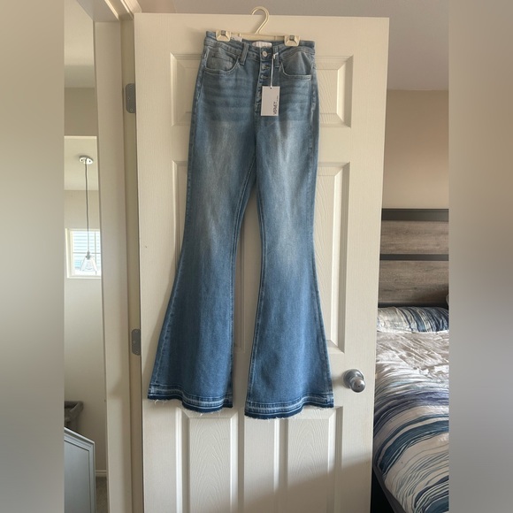 Vervet Brand high rise flared jeans in size 25 - Picture 2 of 4